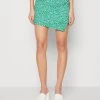 Even&Odd Shorts - Dark Green -Outfit Verkauf 02b60f3336f74ff4b953003e0a4d9996