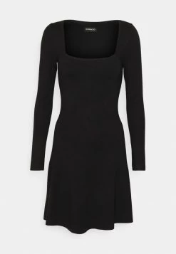 Even&Odd ECKIGER AUSSCHNITT MINI STRICKKLEID - Strickkleid - Black -Outfit Verkauf 02fc65678b964a74a7f8ac609f600649