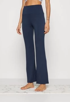 Jogginghose - Blue -Outfit Verkauf 049c29bc6b6e4a768f298b4ce15406d4 1