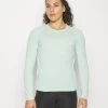 Langarmshirt - Light Green -Outfit Verkauf 099ca80c31b94b929ff0ef048f3eb0d1