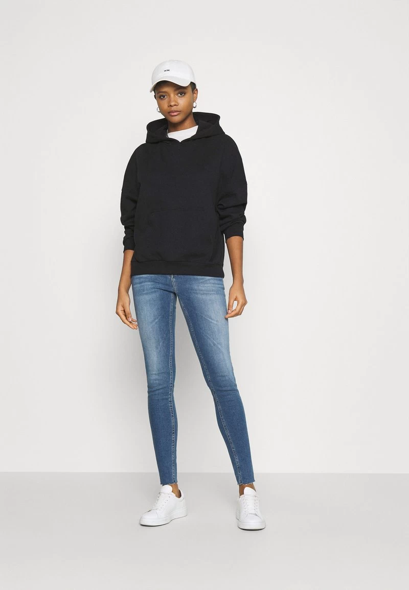 Even&Odd HOODIE LONG WITHOUT DRAWCORD AND POCKET - Kapuzenpullover - Black 4 Even&Odd HOODIE LONG WITHOUT DRAWCORD AND POCKET - Kapuzenpullover - Black – Bild 2