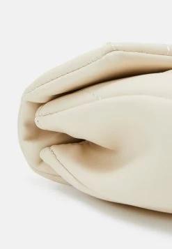 Even&Odd Clutch - Offwhite -Outfit Verkauf 31f8a620c1ab4a9bbbb0a6ae490e0d3e