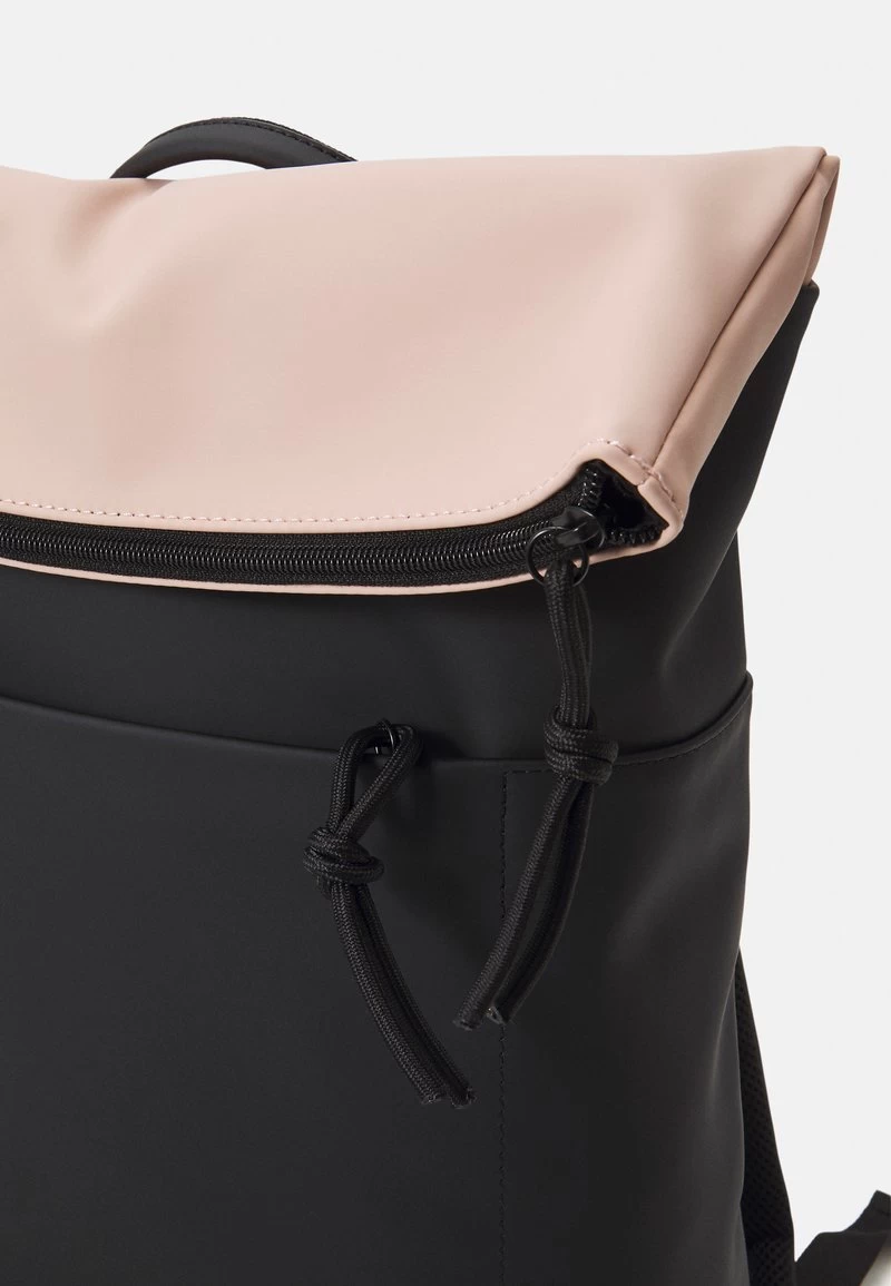 Even&Odd Tagesrucksack - Black/pink 6 Even&Odd Tagesrucksack - Black/pink – Bild 4