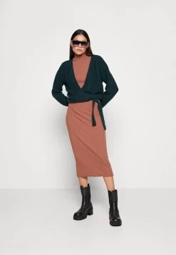 Even&Odd Strickjacke - Dark Green 9 Even&Odd Strickjacke - Dark Green -Outfit Verkauf 479ba6f76bb844fb98899fea07c2235b