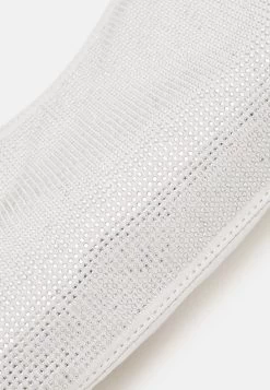 Even&Odd Umhängetasche - Silver-coloured -Outfit Verkauf 4e2c79316dca4fceb420fd96b51fdd5e