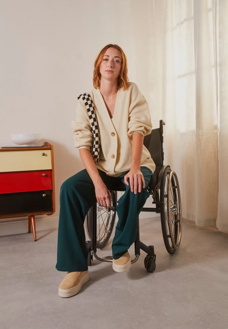 Outfit Verkauf -Outfit Verkauf 63248110888f49c8b7d683df8fe271e4