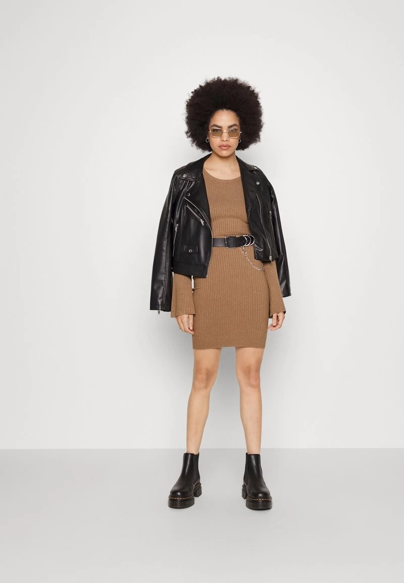 Even&Odd KNIT LOOSE FIT FLARED SLEEVES DRESS - Strickkleid - Camel 4 Even&Odd KNIT LOOSE FIT FLARED SLEEVES DRESS - Strickkleid - Camel – Bild 2