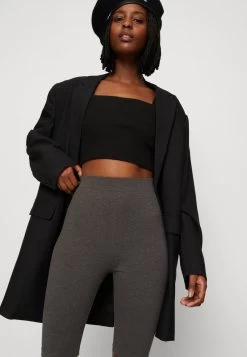 Even&Odd SET - Shorts - Mottled Dark Grey 9 Even&Odd SET - Shorts - Mottled Dark Grey -Outfit Verkauf 92e33e7291ac4e9295c101301d377f56