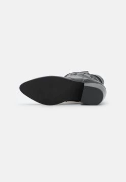 Even&Odd Cowboy-/Bikerstiefelette - Black -Outfit Verkauf a34464b27b5d4da0bb817335c7909c28