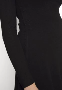 Even&Odd ECKIGER AUSSCHNITT MINI STRICKKLEID - Strickkleid - Black -Outfit Verkauf b53c3243d575435fa9d66c907b2972e1