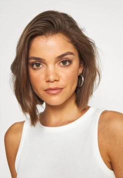 Even&Odd 2 PACK CROPPED TANK - T-Shirt Basic - Black/white -Outfit Verkauf b5488ebca96f49acbbdbfa9154f23ebb