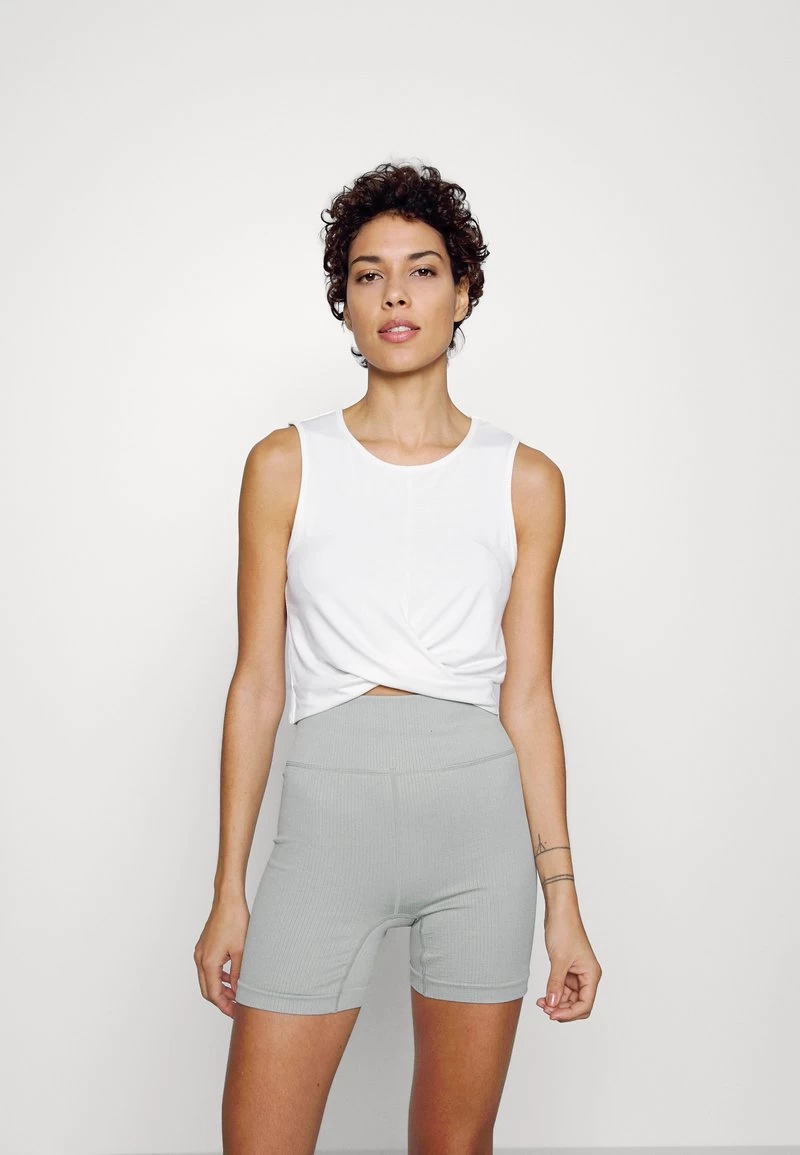 Top - Off-white 3 Top - Off-white