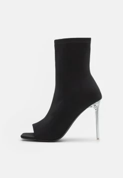 Outfit Verkauf -Outfit Verkauf d1b7ade22fdb402d92d213a4333fcde1