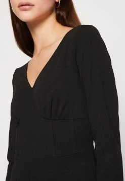 Even&Odd WIDE LEG LONG SLEEVES BODICE - Jumpsuit - Black -Outfit Verkauf d8272963fe164b319e02f27977f90573