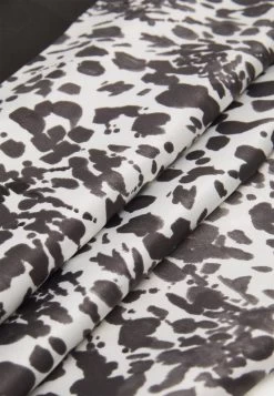 Even&Odd Tuch - Black -Outfit Verkauf edfe8df1a9234a8e99fb163a54da409b